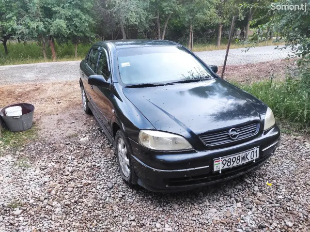 Opel Astra G 2002 · 1.6 MT