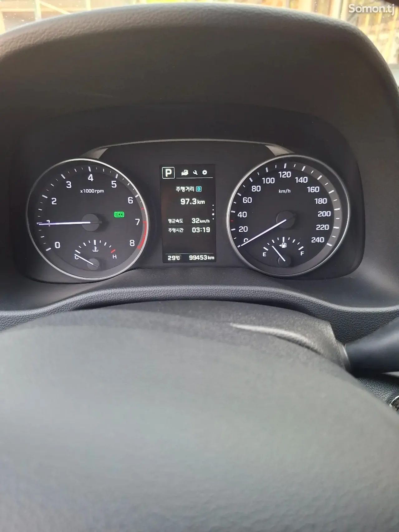 Hyundai Avante 2015 · 1.6 AT