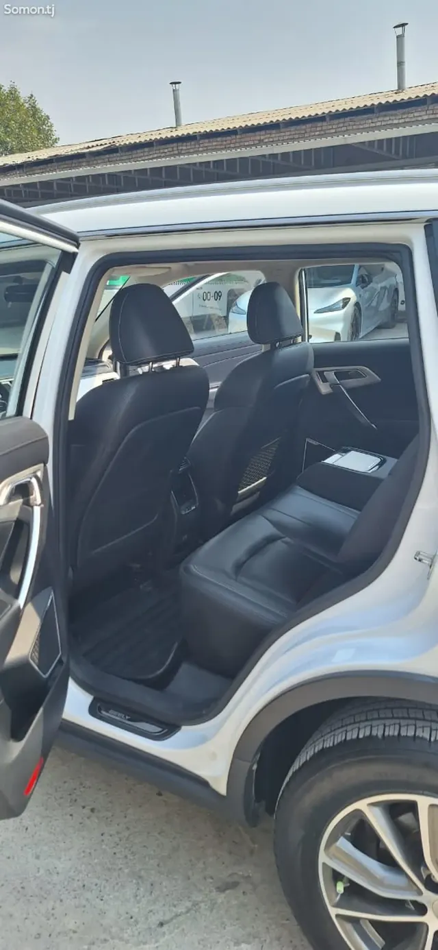 Geely Atlas Pro 2018 · 1.8 AT