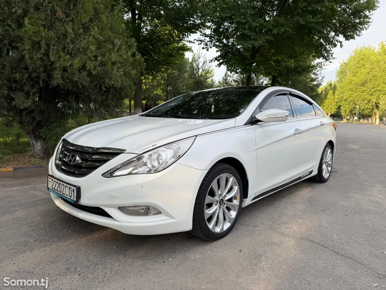 Hyundai Sonata 2011 · 2.0 AT