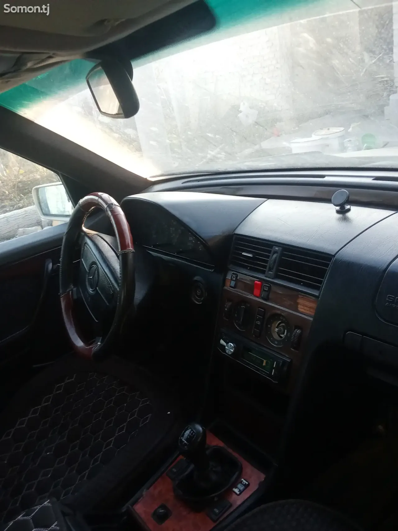 Mercedes-Benz C class 1995 · 1.8 MT