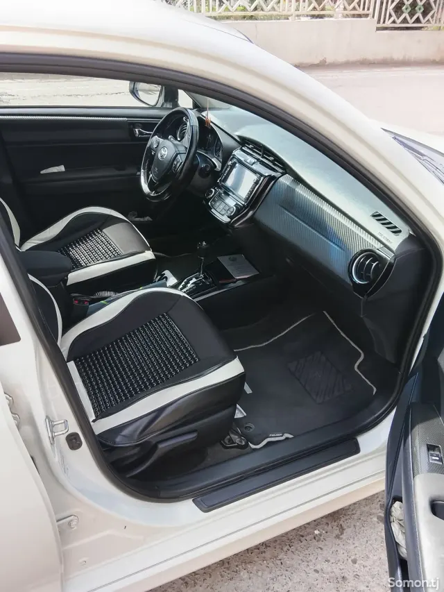 Toyota Fielder 2014 · 1.5 AT