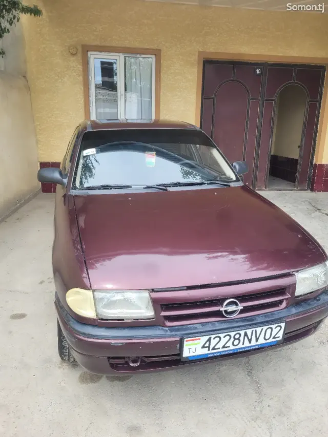 Opel Astra F 1992 · MT