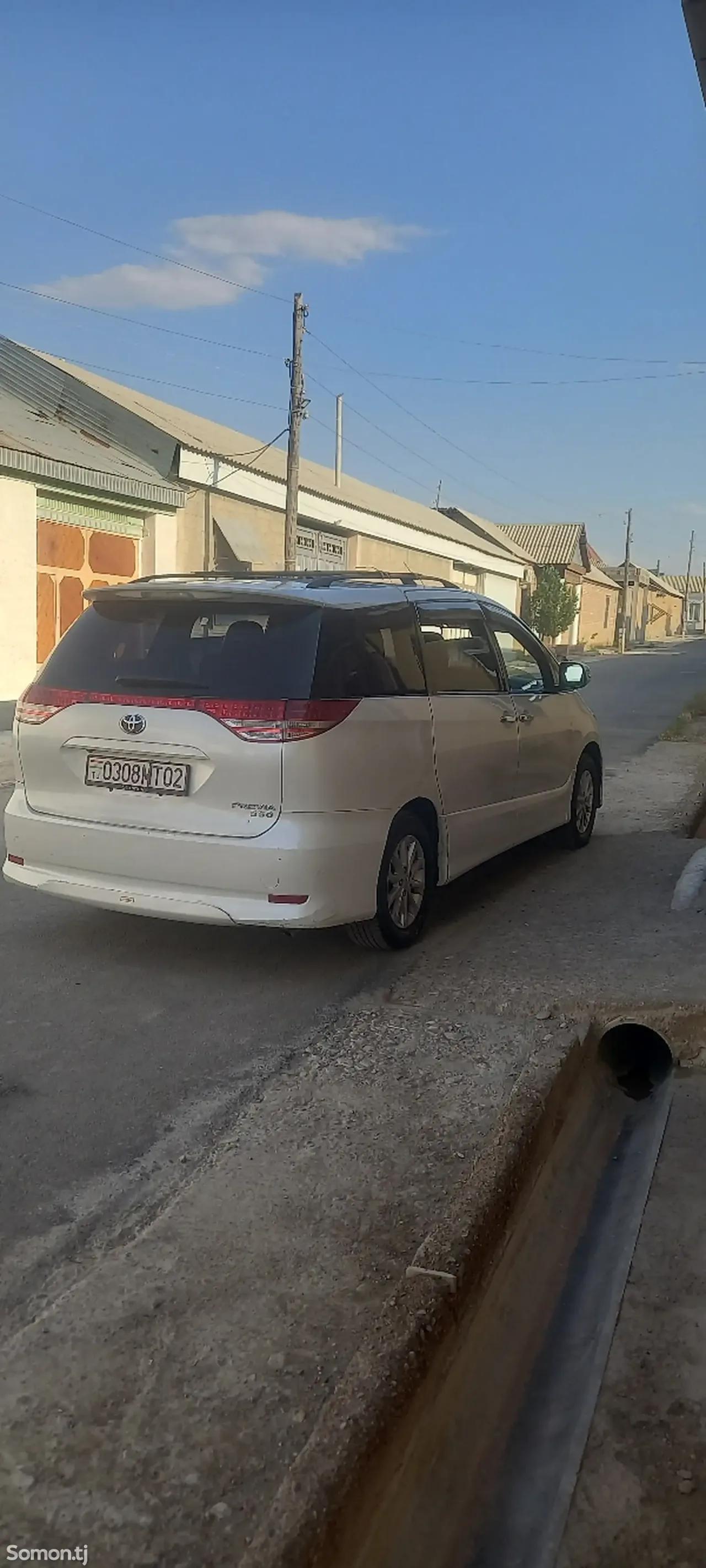 Toyota Estima 2006 · 2.4 AT