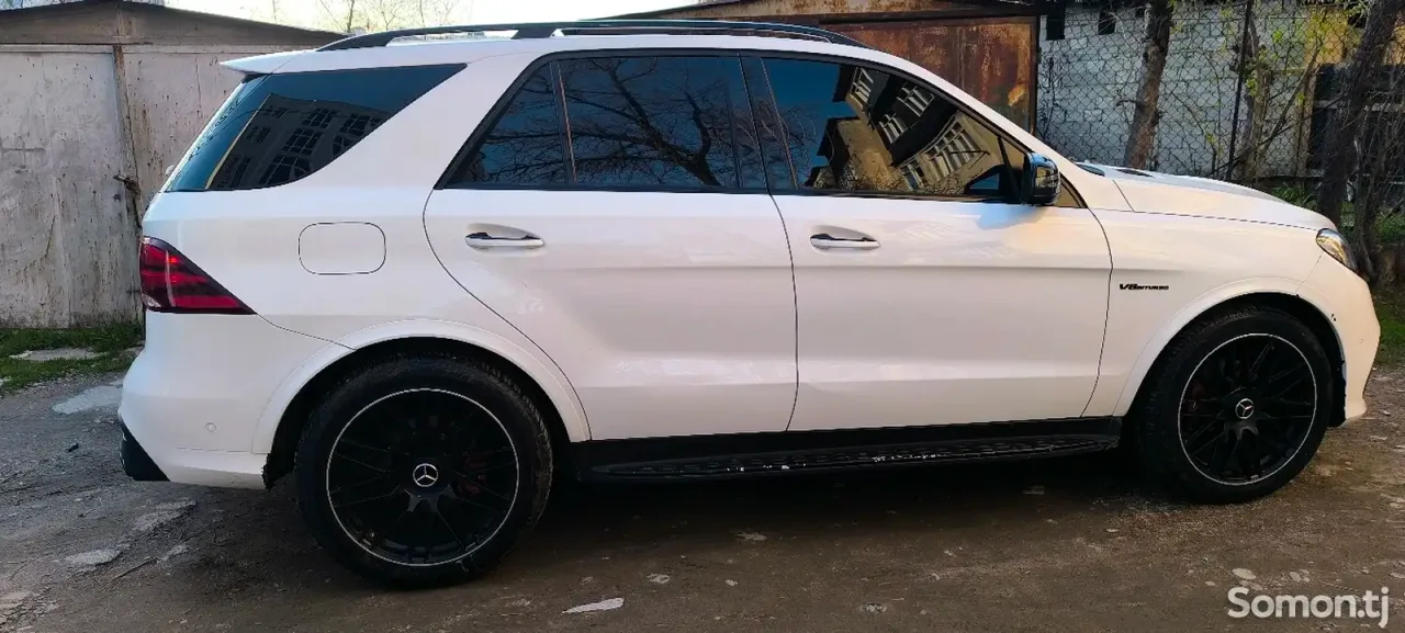 Mercedes-Benz GLE class 2017 · 3.5 AT