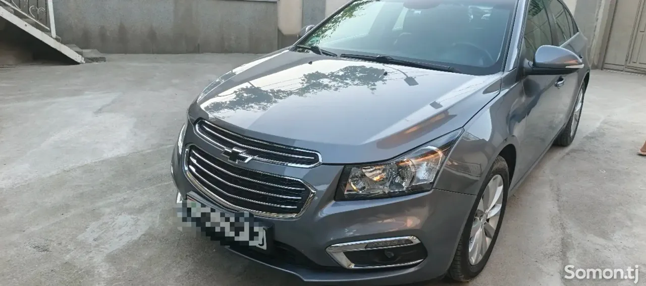 Chevrolet Cruze 2015 · 1.4 AT