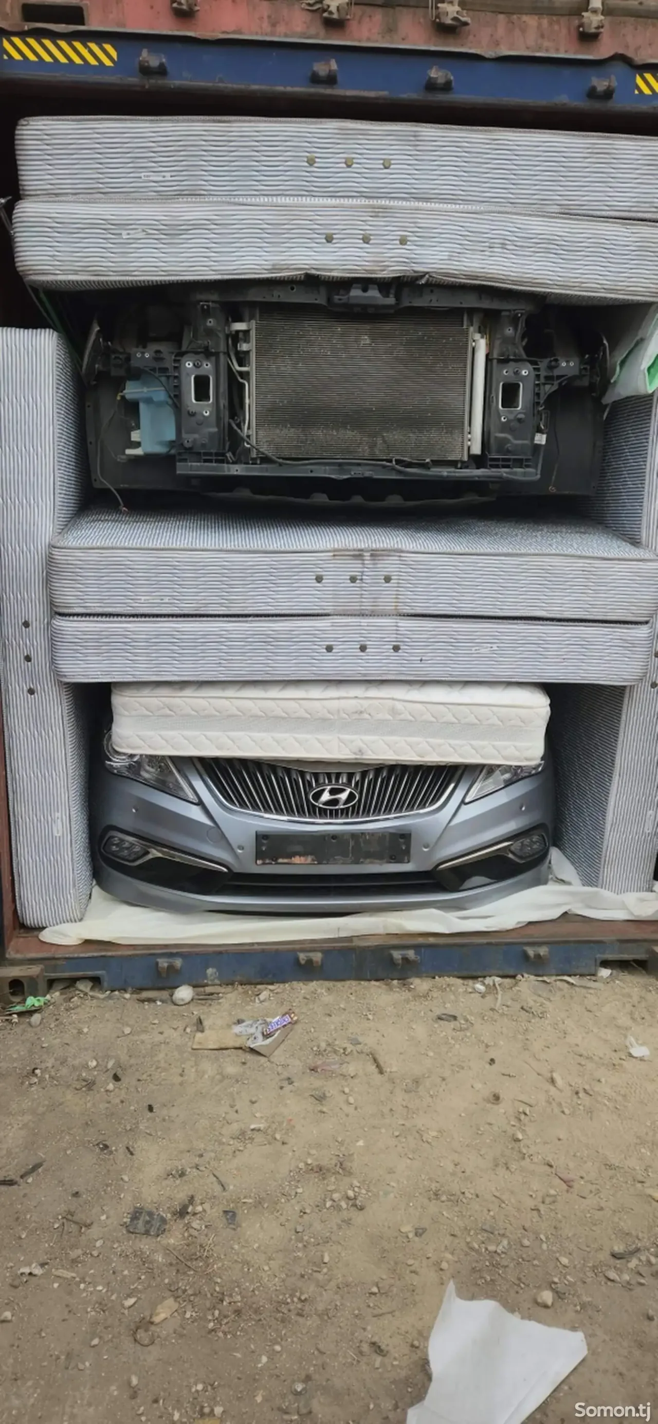 Hyundai Grandeur 2015 · 2.4 AT