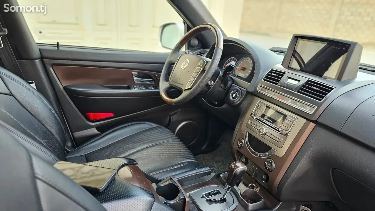 Ssang Yong Rexton 2014 · 2.0 AT