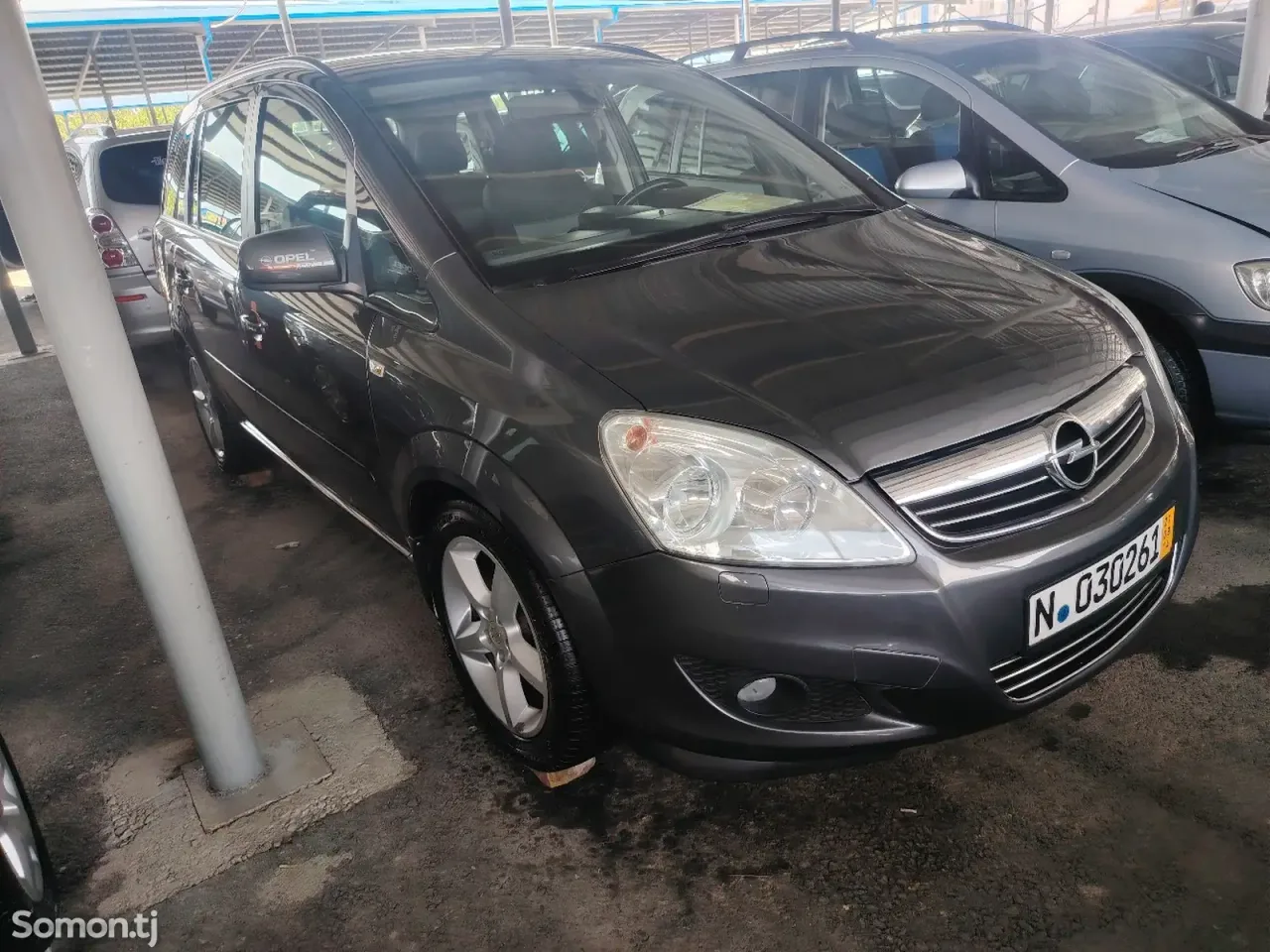 Opel Zafira 2010 · 1.8 MT