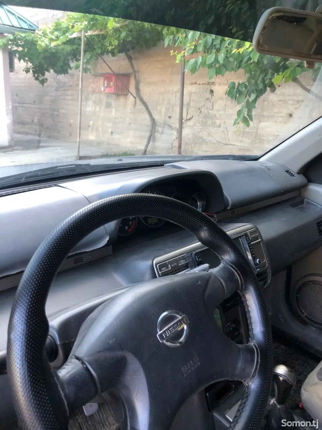 Nissan X-Trail 2002 · 2.0 MT