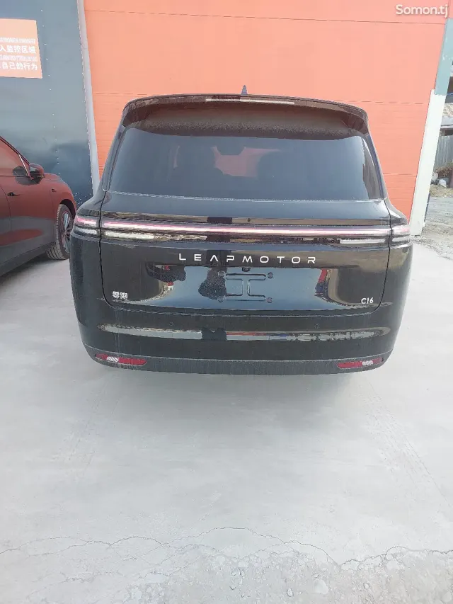Leapmotor C16 2025 · 2.5 AMT