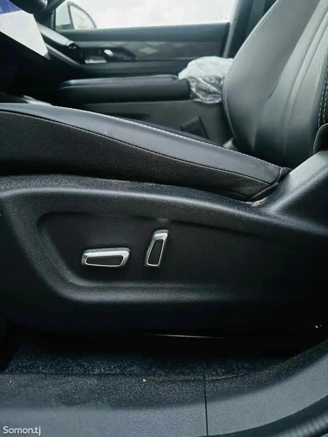 Dongfeng L7 2025 · AMT