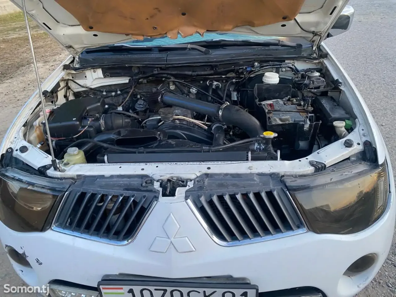 Mitsubishi L200 2008 · 2.4 MT