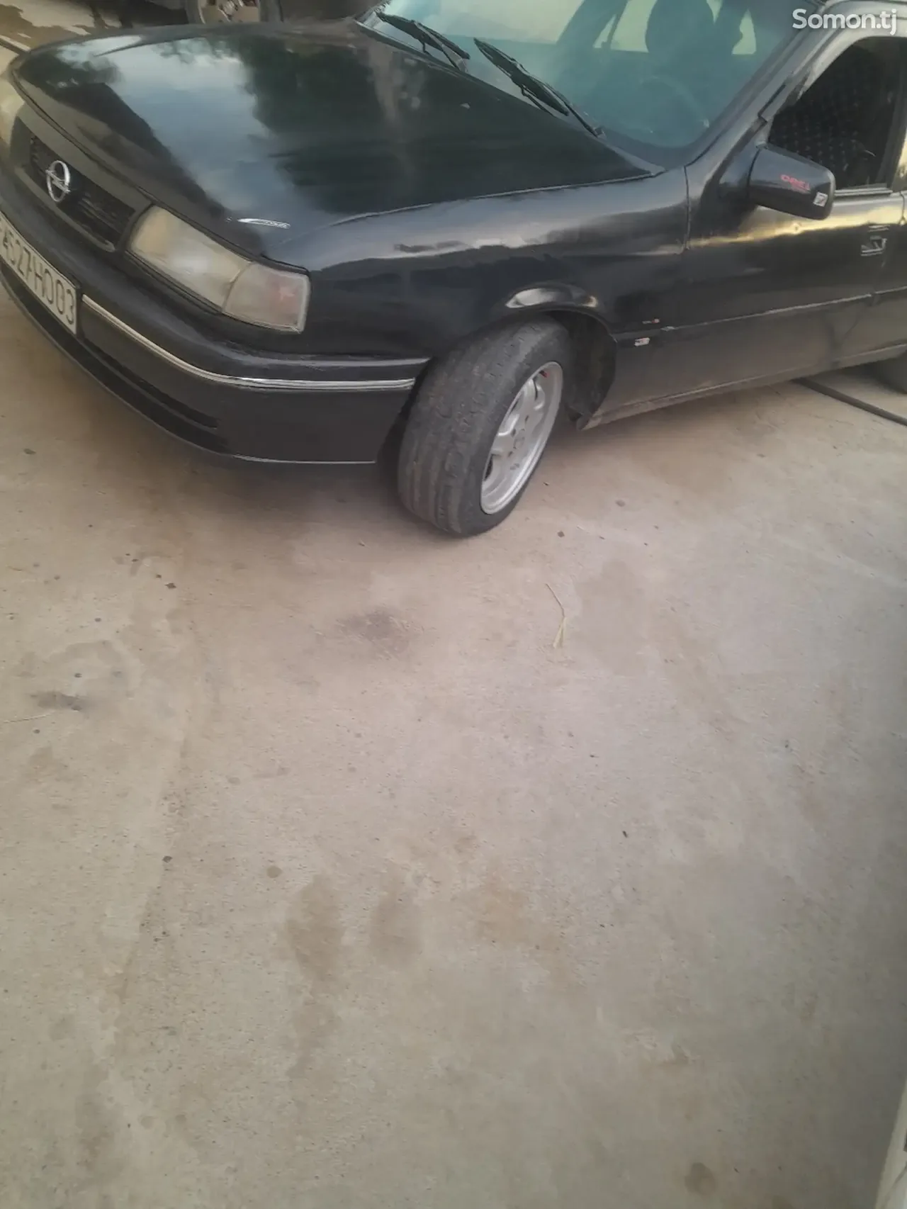 Opel Vectra A 1995 · 1.6 MT
