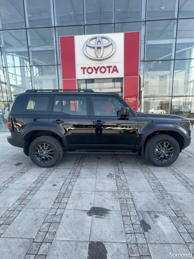 Toyota Land Cruiser Prado 2024 · 2.4 AT