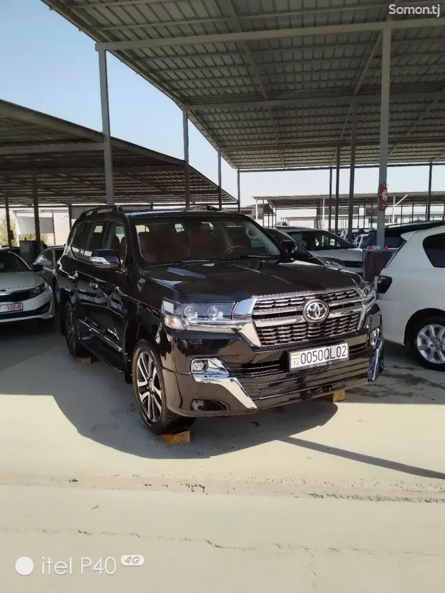 Toyota Land Cruiser 2010 · 4.7 AT