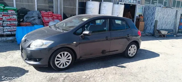Toyota Auris 2008 · 1.4 MT