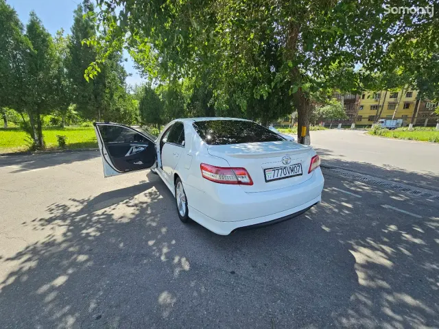 Toyota Camry 2008 · 3.5 AT