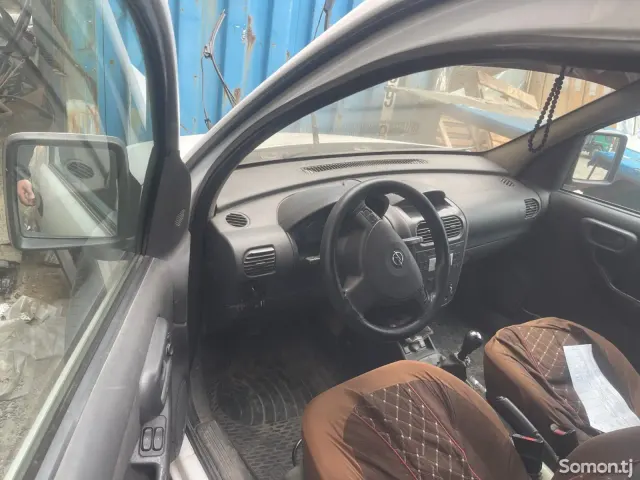Opel Combo 2010 · 1.4 MT