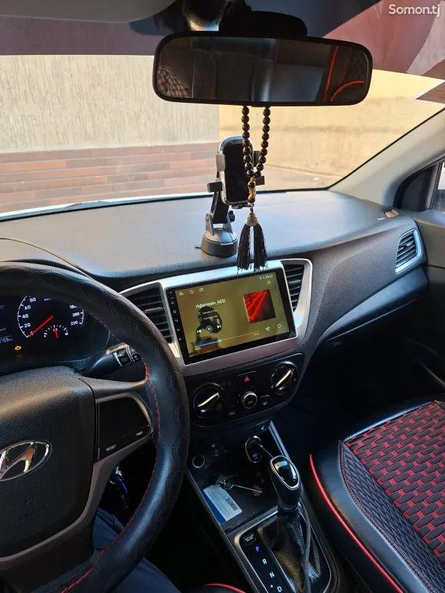 Hyundai Solaris 2019 · 1.6 AT