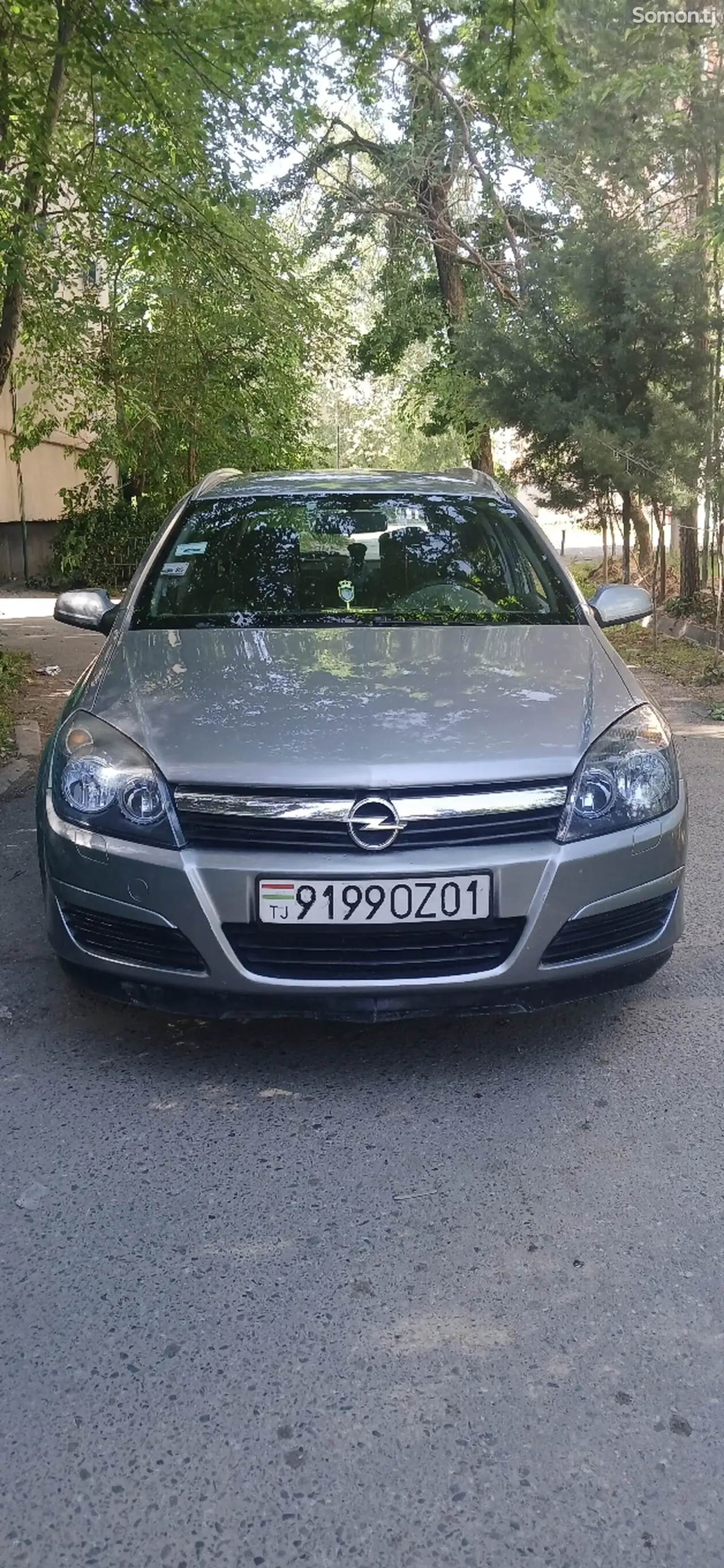 Opel Astra H 2006 · 1.6 MT