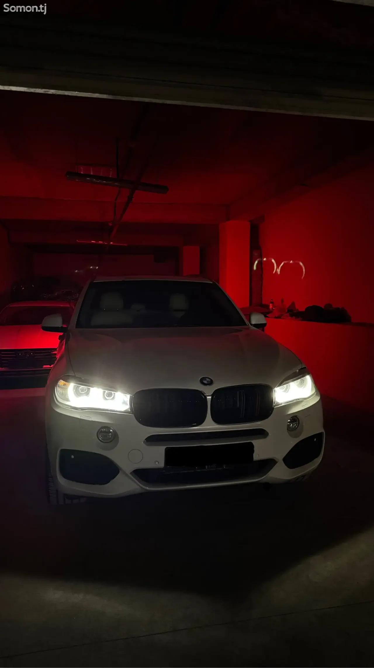 BMW X5 2014 · 3.5 AT