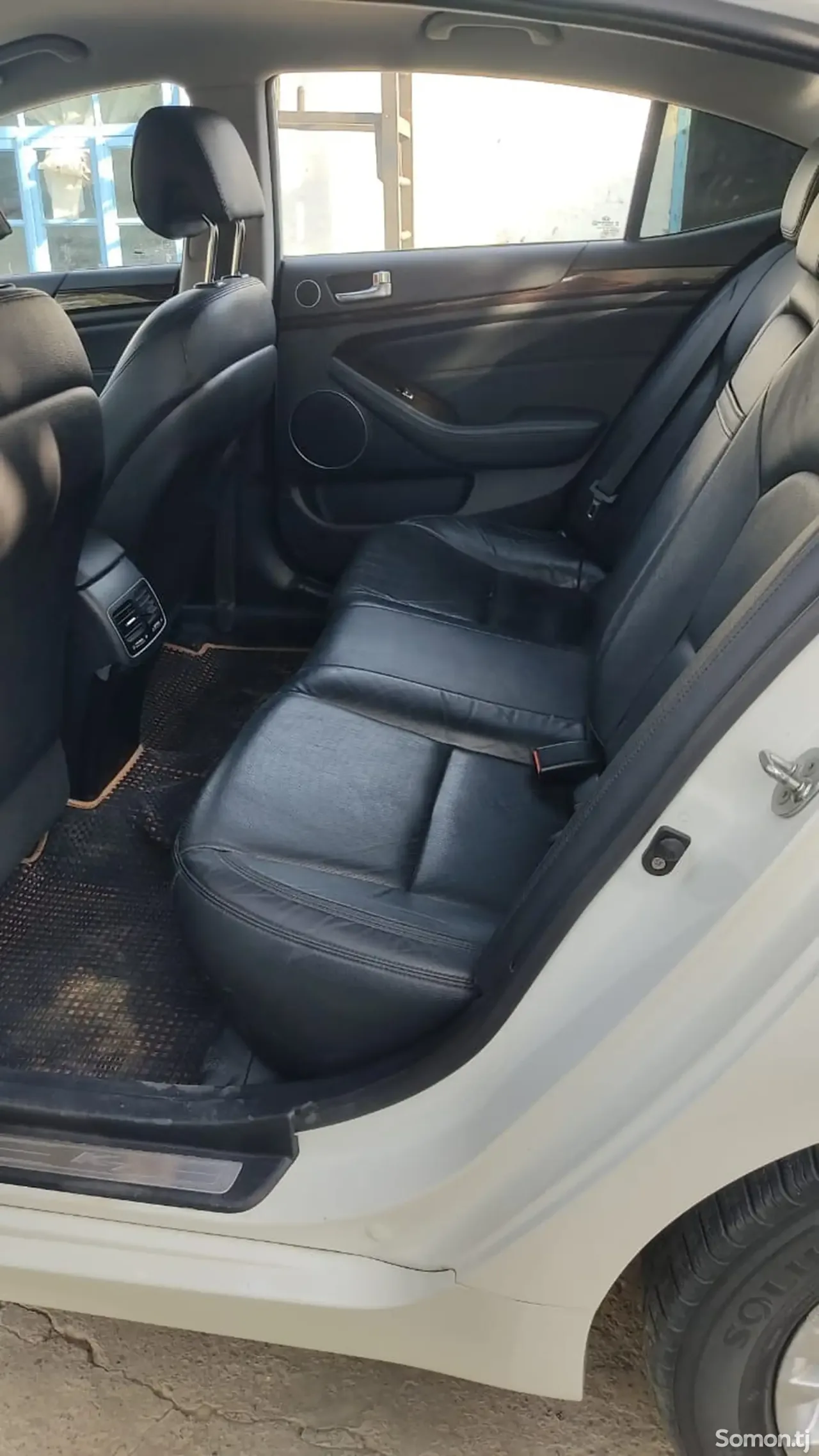 Kia K7 2014 · 3.0 AT