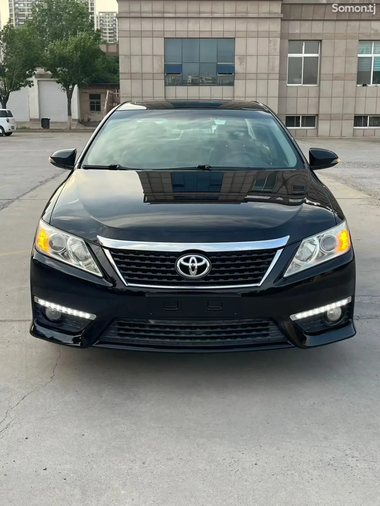 Toyota Camry 2014 · 2.0 AT