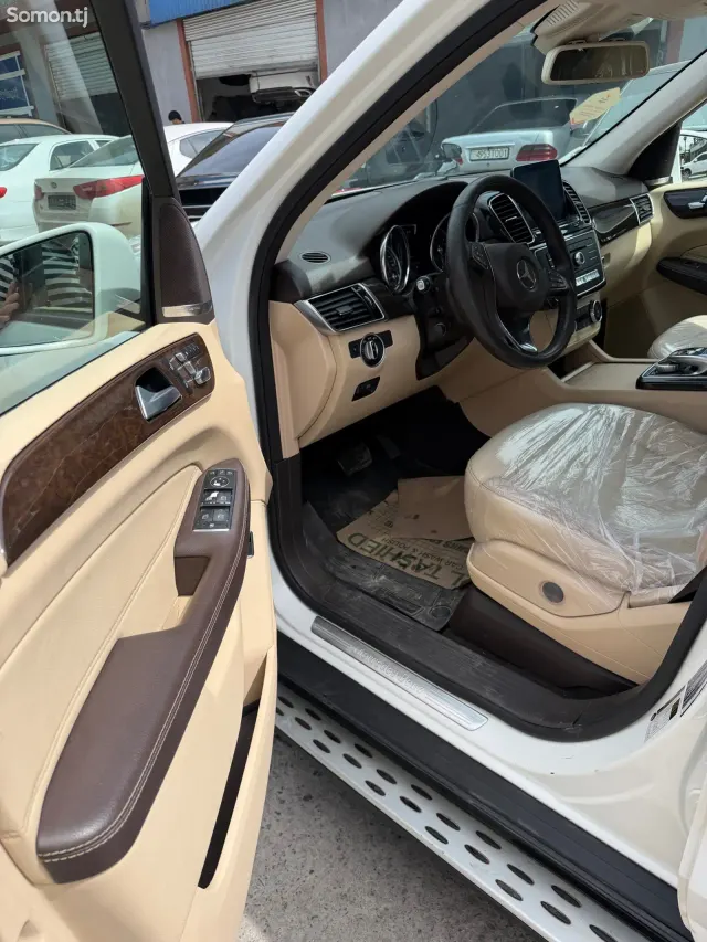 Mercedes-Benz GLE class 2018 · 3.5 AT