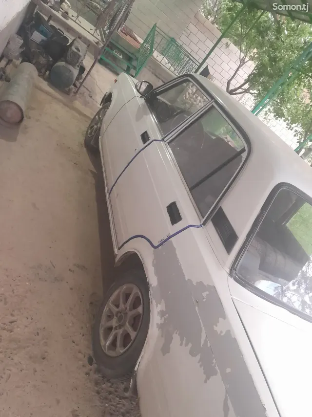 Lada (ВАЗ) 2107 2003 · 1.6 MT