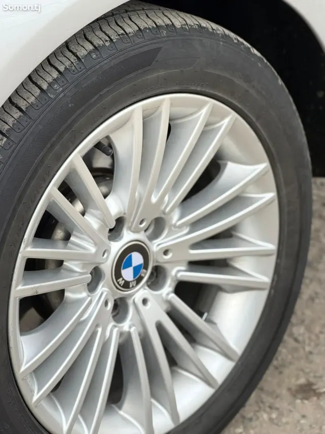 BMW M5 2014 · 2.0 AT