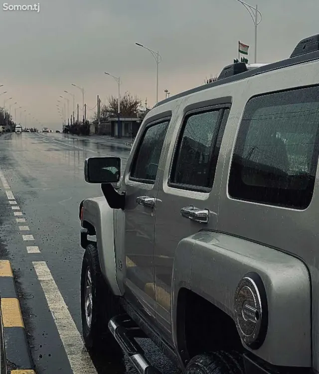 Hummer H3 2006 · 3.5 AT