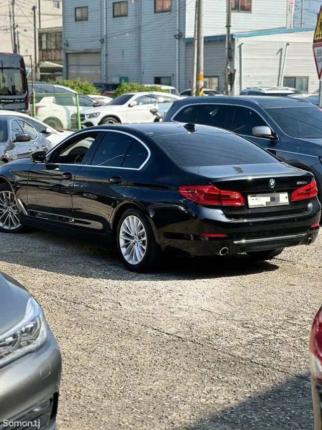 BMW 5 series 2019 · 2.0 AT