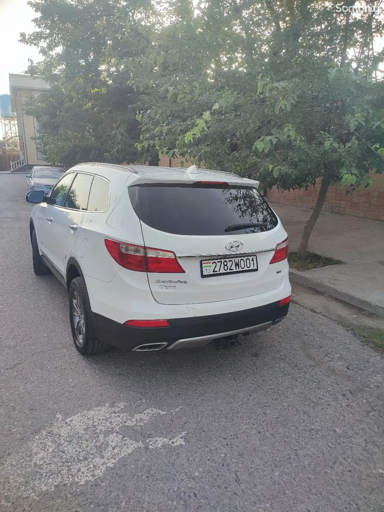 Hyundai Santa Fe 2015 · 3.3 AT