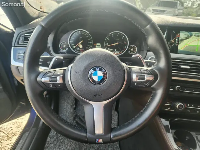 BMW 3 series 2016 · 2.0 AT