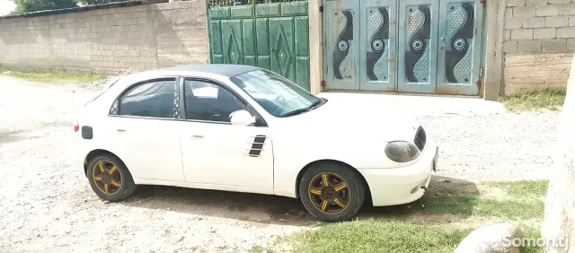 Daewoo Lanos 1997 · 1.5 MT