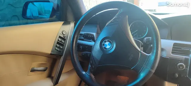BMW 5 series 2004 · 2.4 AT