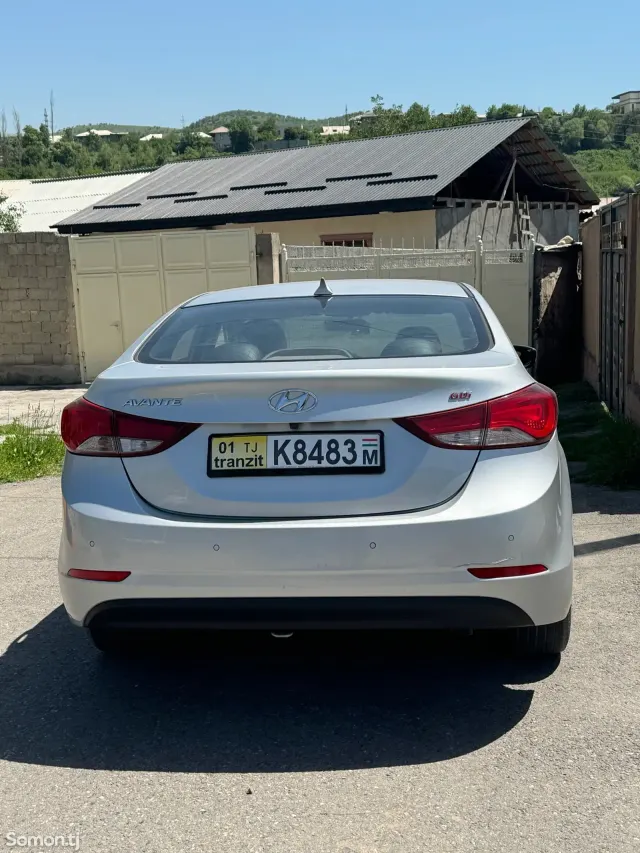 Hyundai Avante 2014 · 1.6 AT