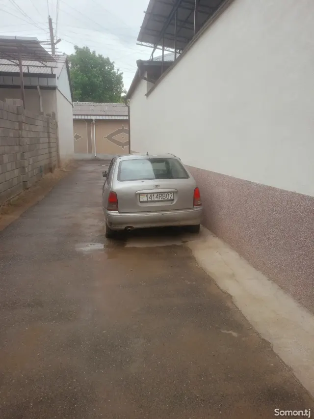 Daewoo Nexia 1996 · 1.6 MT