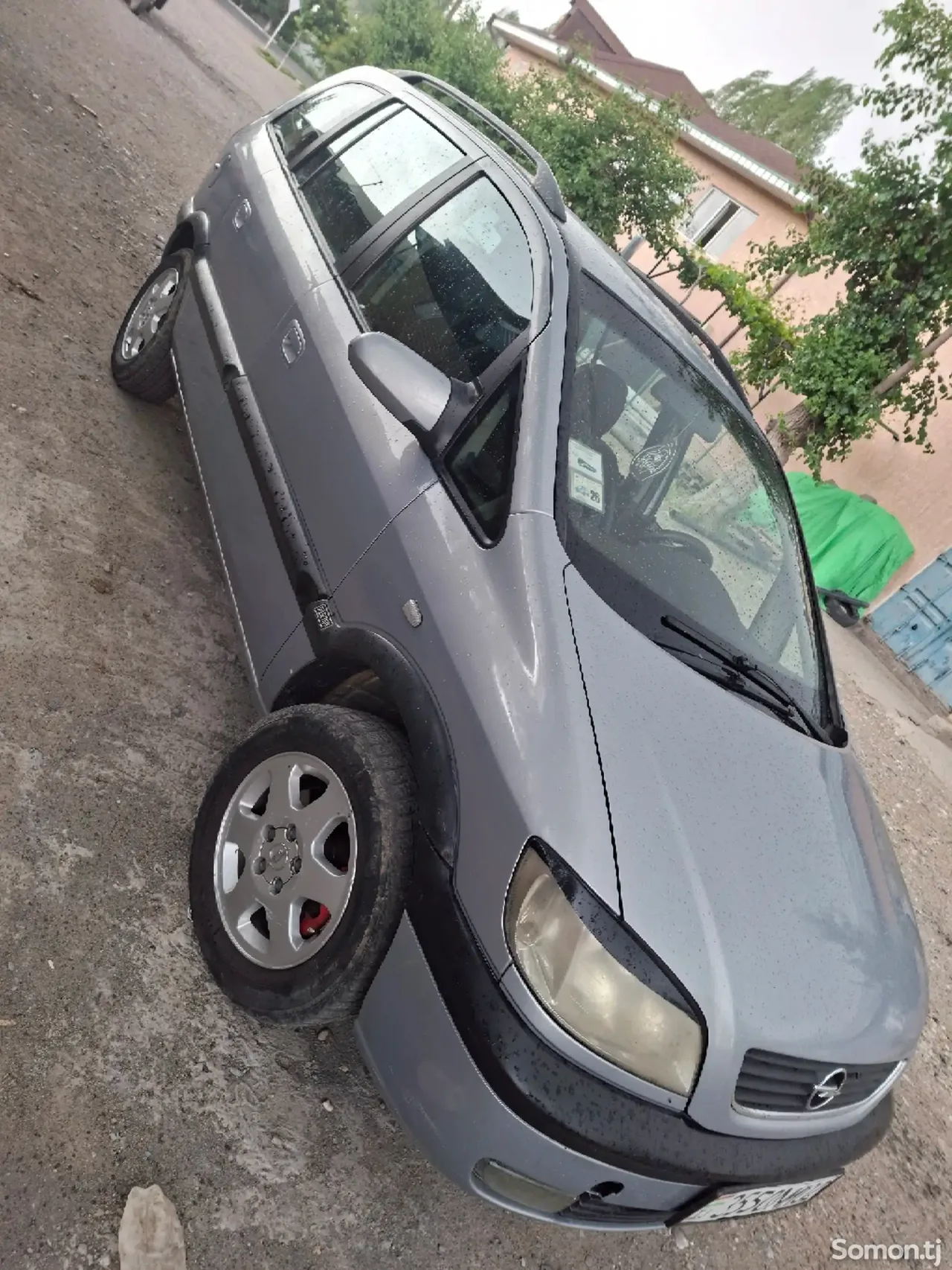 Opel Zafira 2002 · 1.8 MT