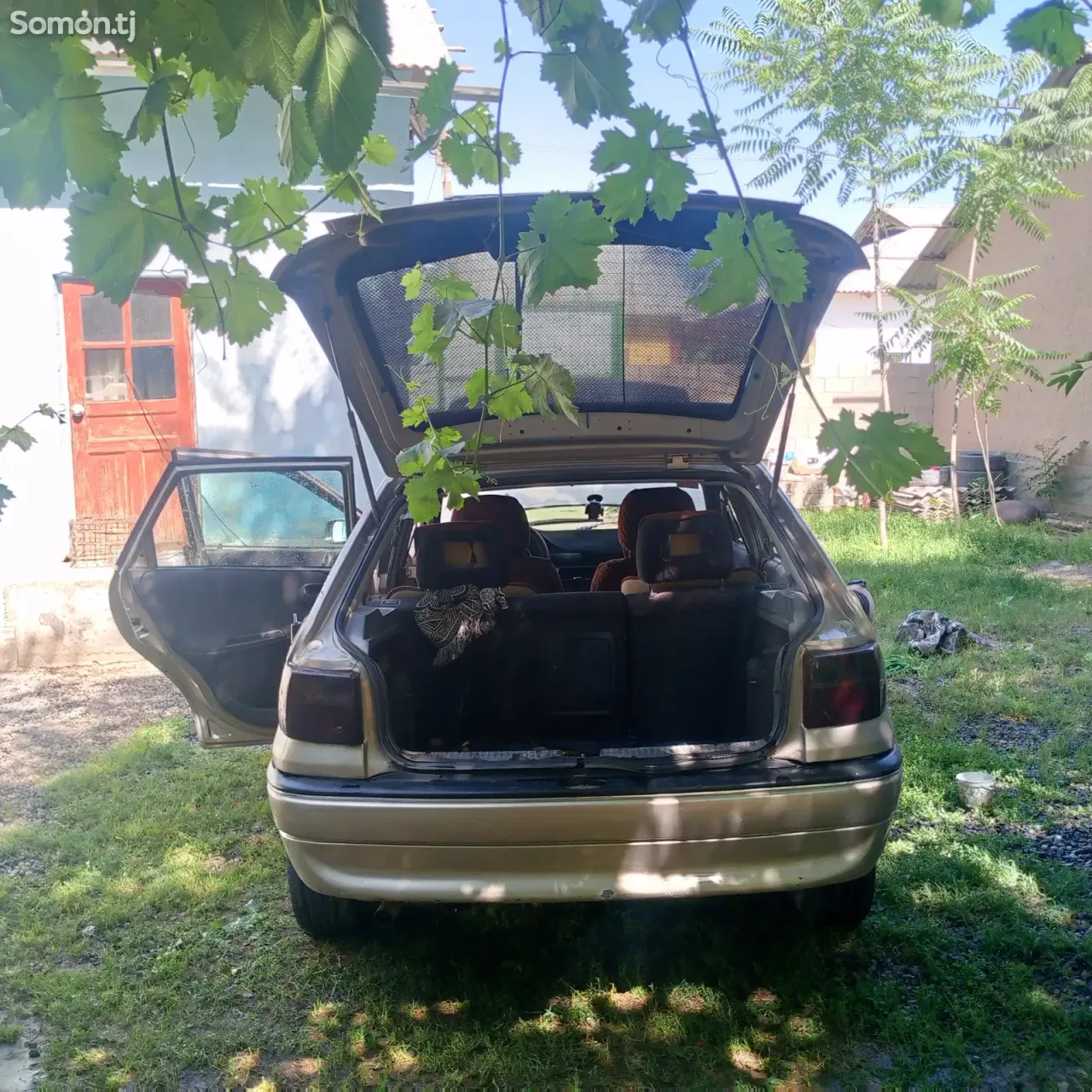 Opel Astra F 1997 · 1.6 MT