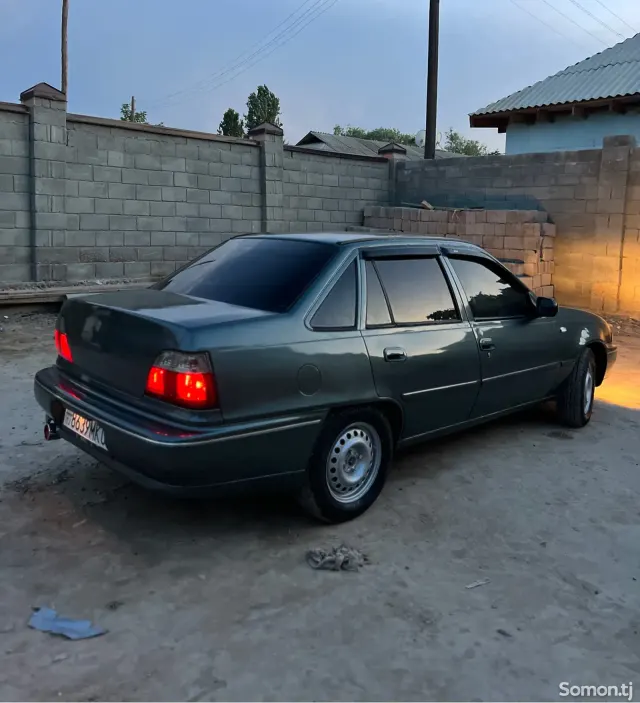 Daewoo Nexia 1995 · 1.6 MT