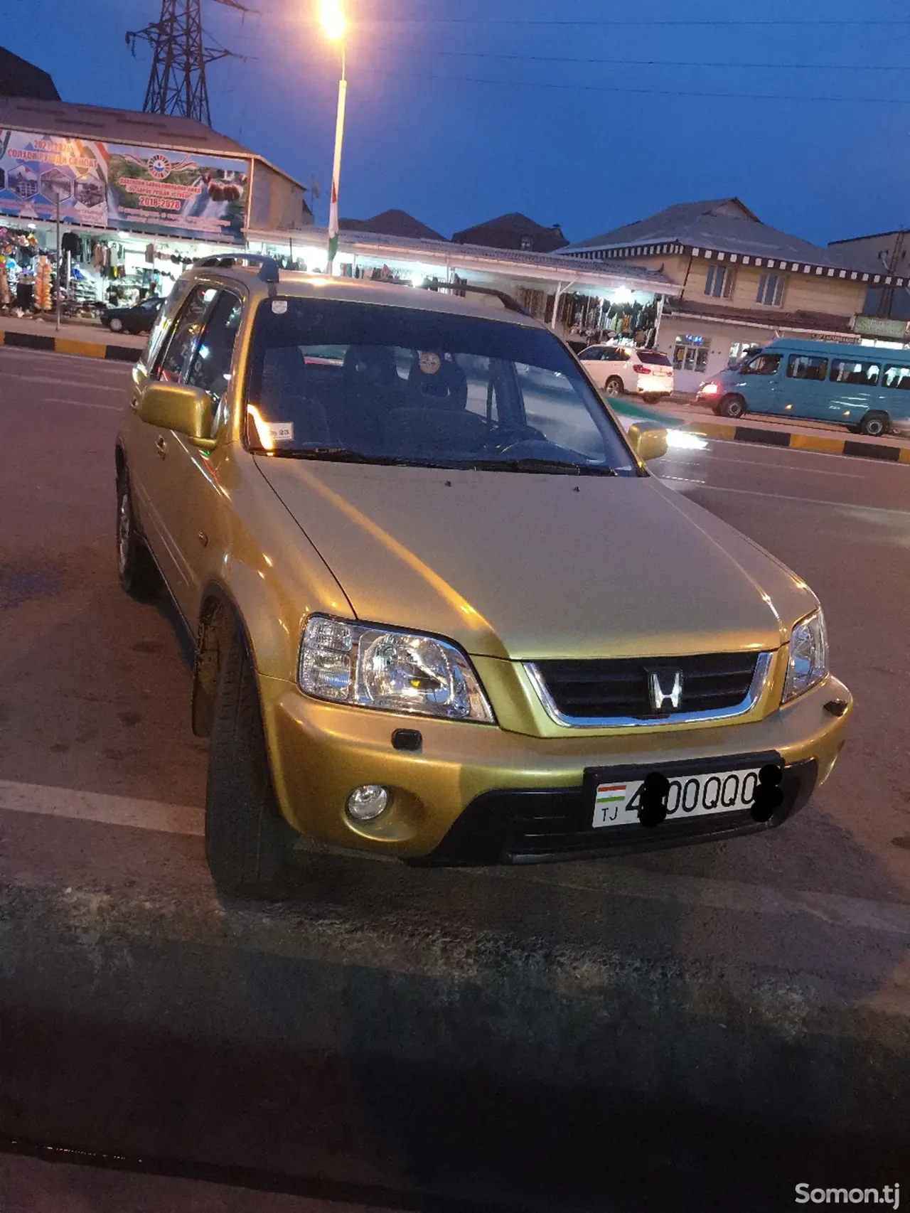 Honda CR-V 2000 · 2.0 MT