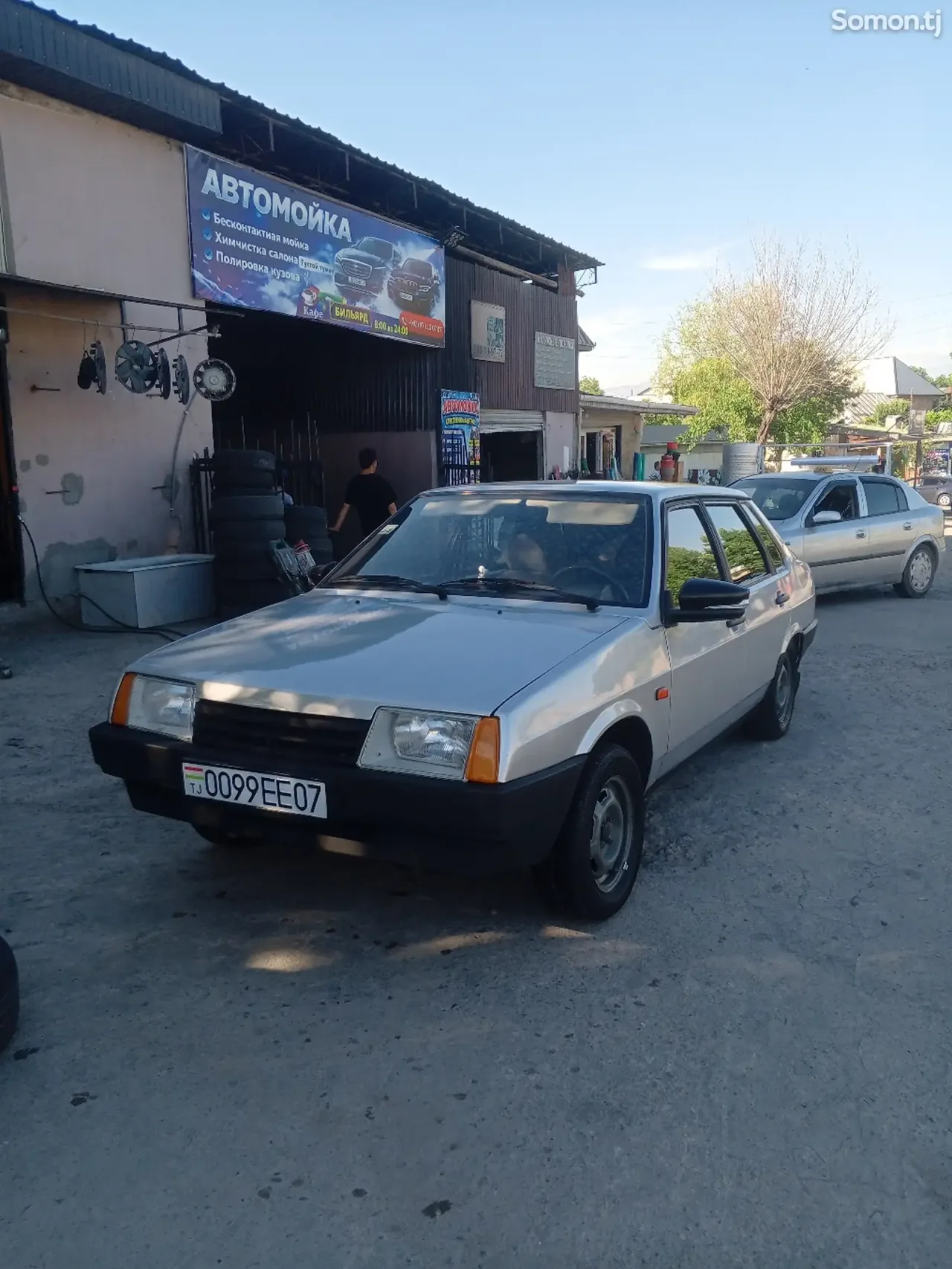 Lada (ВАЗ) 21099 2002 · 1.5 MT