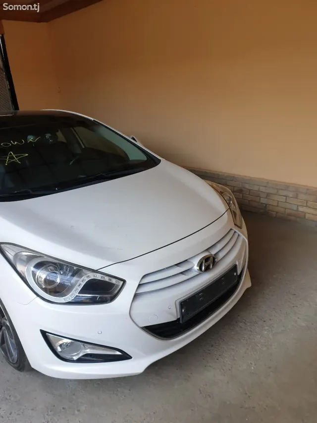 Hyundai i40 2014 · 2.0 AT