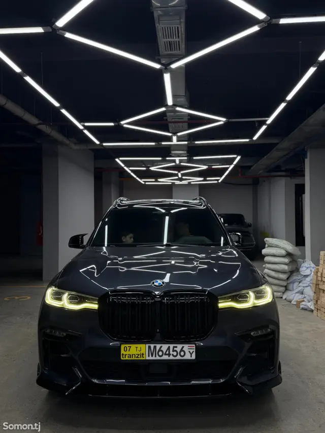 BMW X7 2020 · 5.0 AT