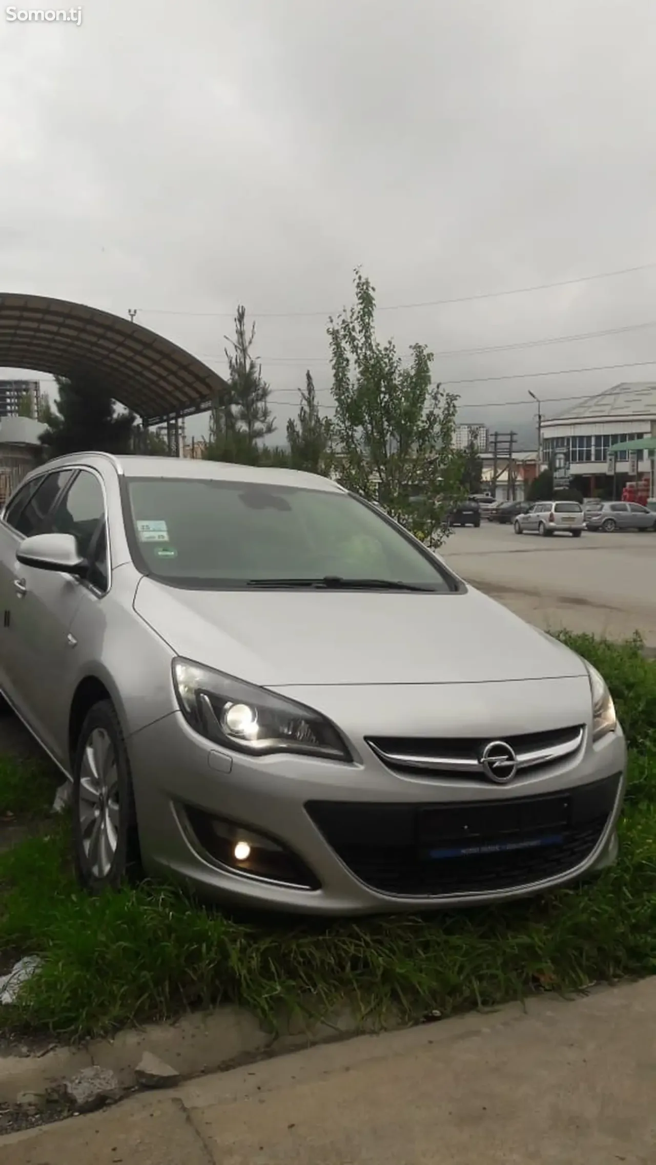 Opel Astra J 2015 · 1.8 MT
