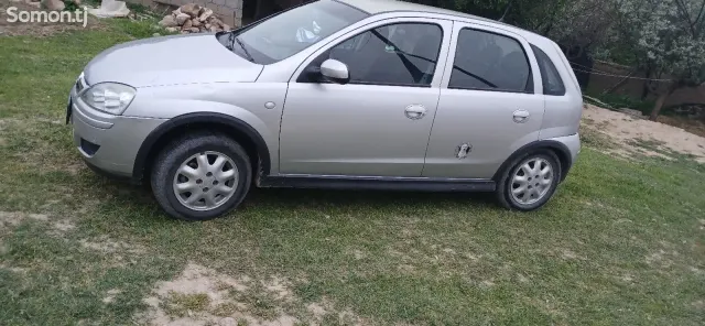 Opel Corsa 2006 · 1.6 MT