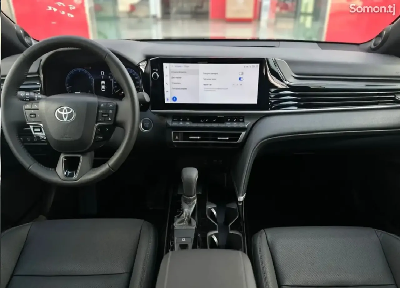 Toyota Camry 2025 · 2.5 AT