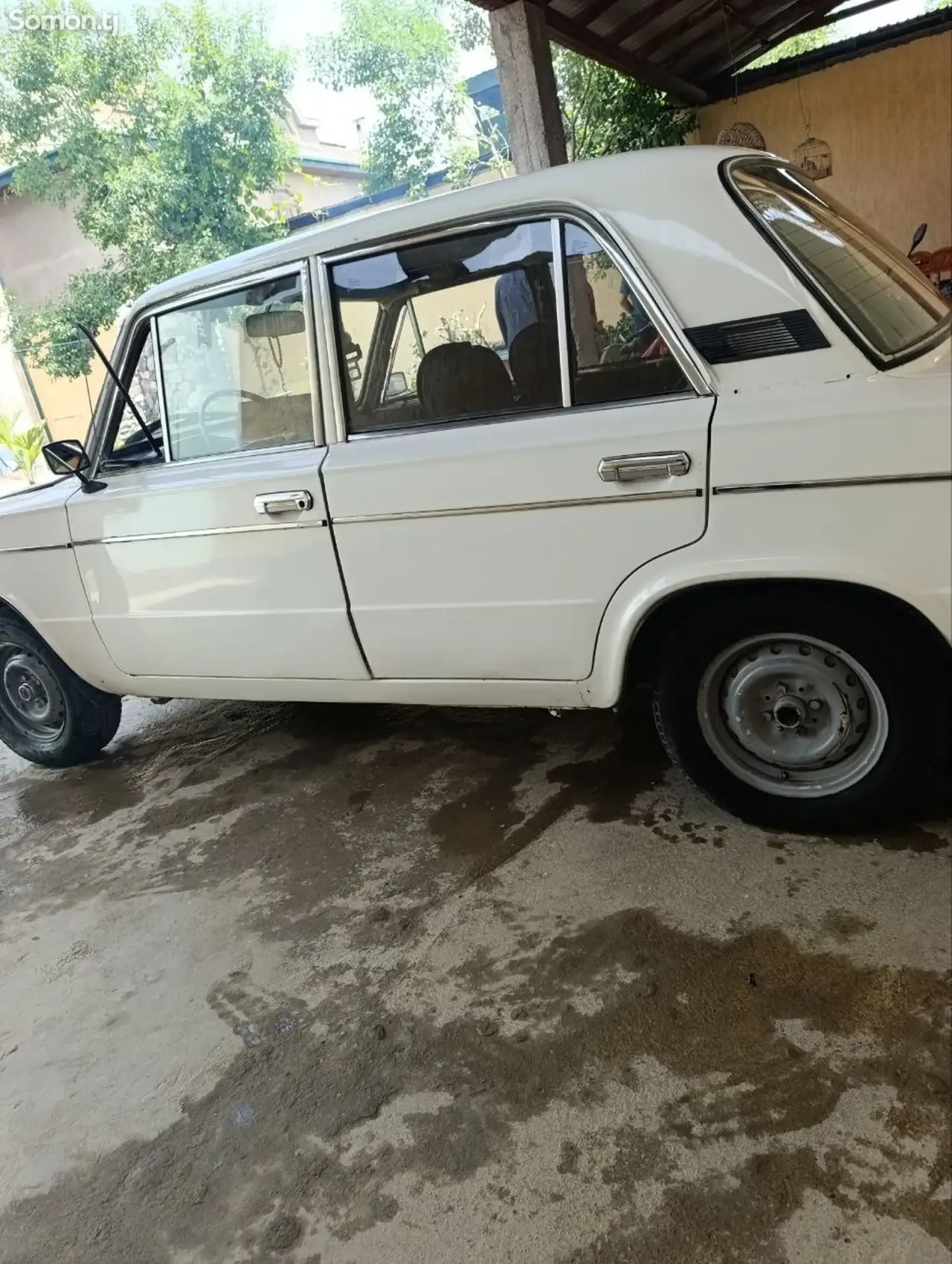 Lada (ВАЗ) 2106 2001 · 1.6 MT